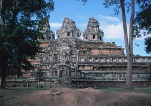 札幌の快適な滞在を実現！東横INN札幌すすきの交差点の魅力と詳細情報