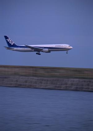 福岡・博多で快適な宿泊体験を提供する東横INN博多口駅前の魅力と詳細情報